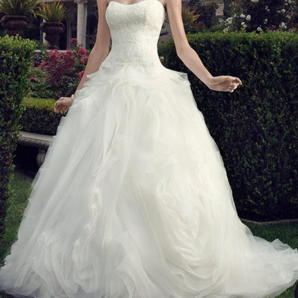 Casablanca Wedding dress - Picture 1 of 4